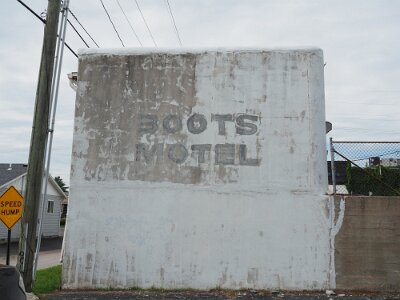 2019-06 Boots Court (1)