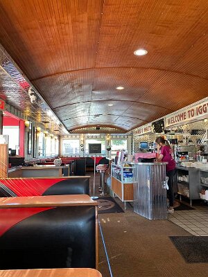 2020-06 Carthage - Iggy's Diner by Kimberly Bertel 6