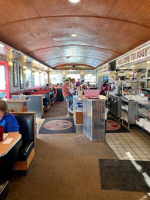 2020-06 Carthage - Iggy's Diner by Kimberly Bertel 7