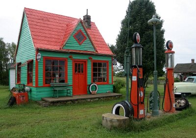 2020 Red Oak Gas Station