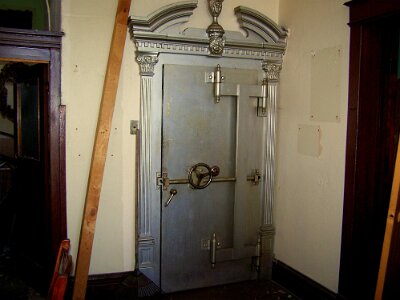 2016 Carterville bank for sale (6)