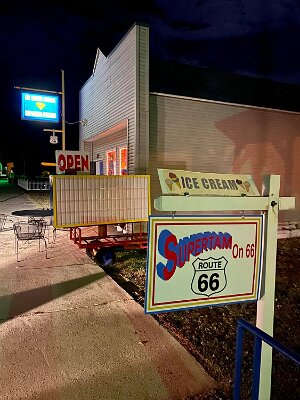 21-11-13 Carterville - Supertam museum by Kimberly Bertel (10)