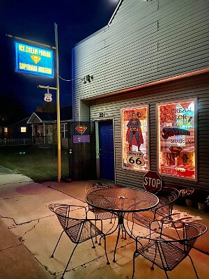 21-11-13 Carterville - Supertam museum by Kimberly Bertel (2)