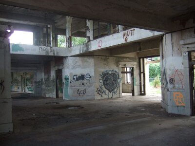 2013 Joplin old train station 1