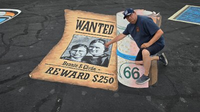 2026-06-19 Joplin - Street paintings (11)
