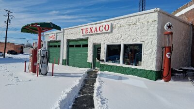 2026-01-25 Galena - Gearhead curios by Aaron Perry 10