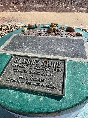 2024-10 Shamrock - Blarney stone by Margarete Smith (2)