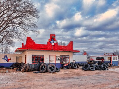 2023 Shamrock - A former Whiting Bros. station by Robbie Green