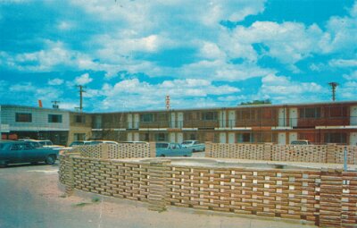 19xx Shamrock - Western Motel