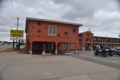 2017-05-12 Shamrock - Western Motel (1)