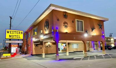 2023-08 Shamrock - Western Motel 6