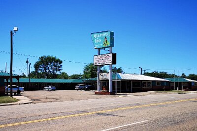 2019-05-30 - Shamrock - Blarney Inn by Tom Walti 1