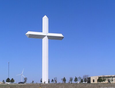 2018-12 Groom - Large cross park