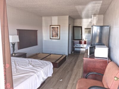 2026-03-20 Conway - Hotel and Indian restaurant (6)