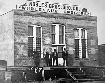 1901 Amarillo - Cabinet Card Photograph Nobles Bros Grocery Co Building