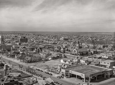 1943 Amarillo https://hdl.loc.gov/loc.pnp/fsa.8d15299