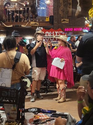 2026-06-15 Amarillo - Dinner in the Big Texan (12)