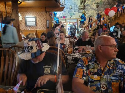 2026-06-15 Amarillo - Dinner in the Big Texan (16)