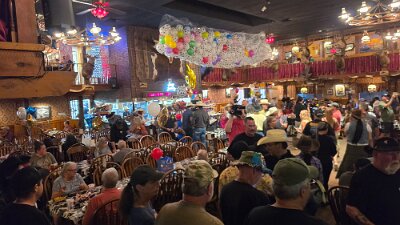 2026-06-15 Amarillo - Dinner in the Big Texan (24)