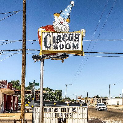 2021-02 Amarillo - Circus room