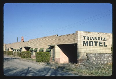 1977 Amarillo - Triangle motel (2)