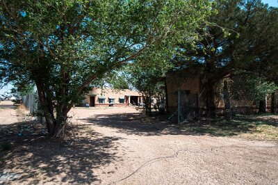 2022-05 Amarillo - Triangle motel by Sarah Clark (7)