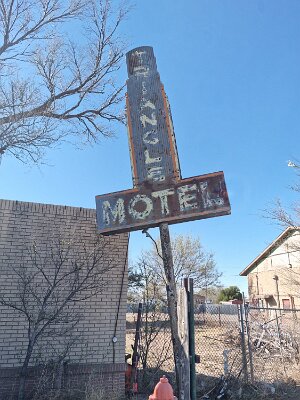 2026-03-20 Amarillo - Triangle motel (15)