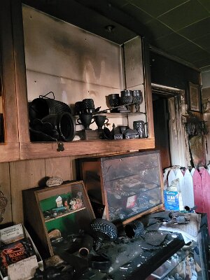 2022-08-23 Texas Ivy Antiques by Dora Meroney 2
