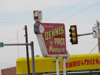 2019-03 Amarillo - Dennis the price menace