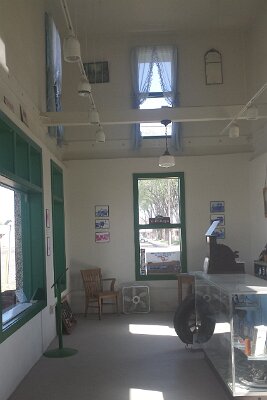2015-04-09 Vega Magnolia station (25)