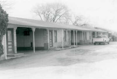 2006-05 Vega Motel 4