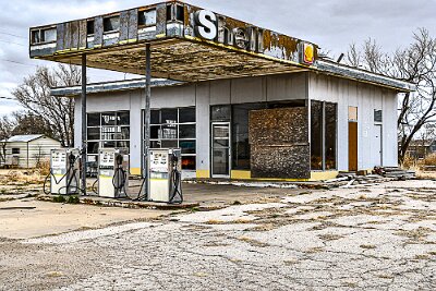 2026 Vega - Shell station by Randy Marco