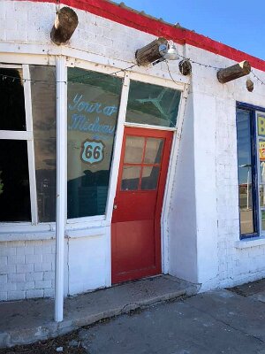 2019-09 Bent door cafe 4
