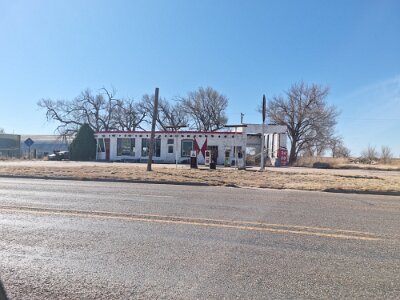2026-03-21 Adrian - Bent Door Cafe (9)