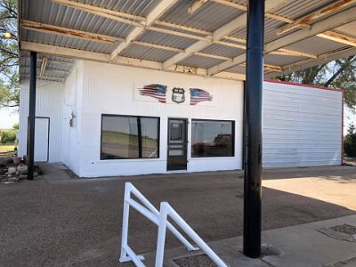 2021-09 Adrian - Sunflower station (1)