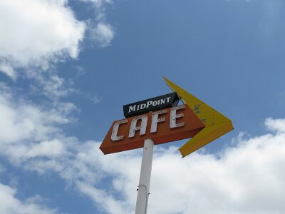 2009 Midpoint cafe (3)