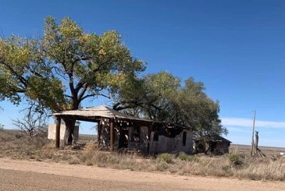 2020-10 Glenrio - Broyles station