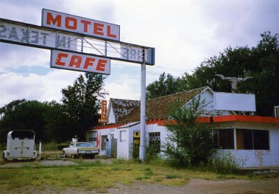 1990 Glenrio hotel (1)