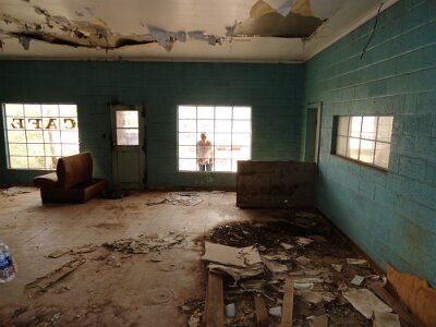 2011 Longhorn motel (14)