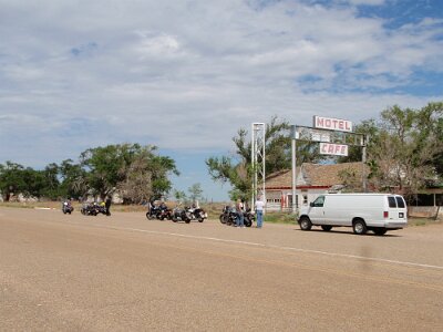 2011 Longhorn motel (31)