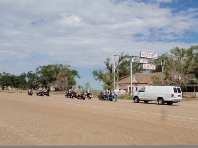2011 Longhorn motel (36)