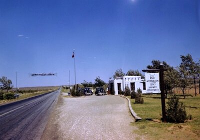 1942 Glenrio - Texas Welcome Centre 2