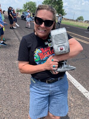 2026-06-15 Glenrio - Trophee handover by Melissa Beasley (2)